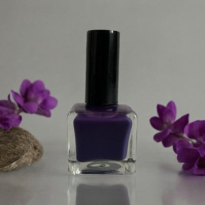 Urban Outfitters Bandeau Nail Polish Nail Top Lacquer New
