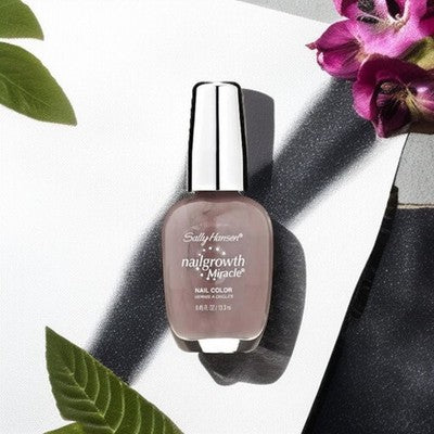 Sally Hansen NAILGROWTH MIRACLE Nail Polish 260 FEARLESS FOG 0.33 fl.oz Rare New
