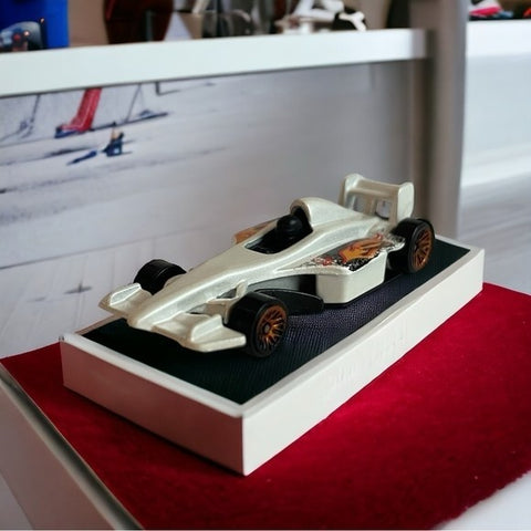 Hot Wheels 1998 Formula 1 F1 Race Car White Mattel Die-Cast 1:64 Collectible VG