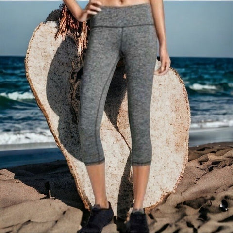 Victoria's Secret Knockout Tight Capri Leggings M Gray Compression Stretch VG
