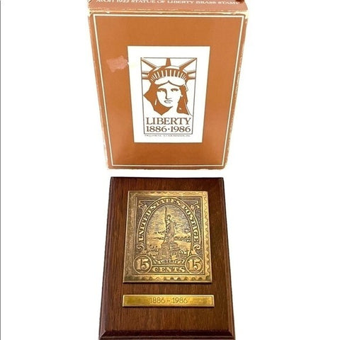 Vintage AVON Liberty 1886-1986 Centennial Wood Plaque Brass Stamp Commemorative