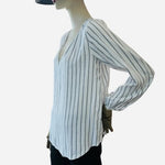 Old Navy Striped V-Neck Blouse Size M White Navy Blue Rayon Cotton VG