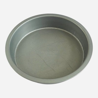 KitchenAid 9" Round Nonstick Aluminized Steel Cake Pan Baking Used