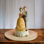 Vintage LEFTON Musical Dancing Couple Figurine Ceramic Statue Wedding Gift 7”