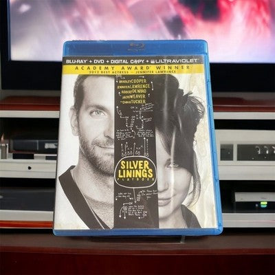 Silver Linings Playbook Blu-ray Like New Bradley Cooper Jennifer Lawrence Oscar