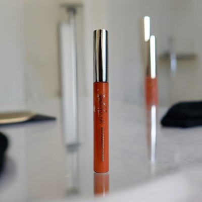 Victoria's Secret Beauty Rush Colorshine Gloss Lip Color Life’s a Peach Display