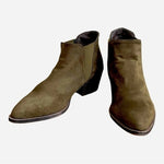CL By Laundry Brown Velvet Ankle Boots Women’s Size 7 Low Heel Booties