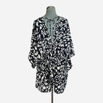 Dokotoo Black White Pattern Oversized V Neck Romper Jumpsuit Women’s Large NWT