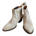 Matisse Mustang White Distressed Leather Ankle Booties Women's Size 8.5 Cowboy