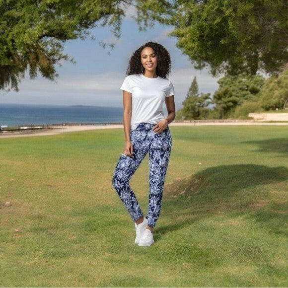 LuLaRoe Velvety Soft Purple White Floral Print Cropped Leggings One Size VG