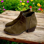 CL By Laundry Brown Velvet Ankle Boots Women’s Size 7 Low Heel Booties