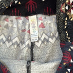 LuLaRoe Velvety Soft Grey Geometric Print Leggings One Size Capri VG