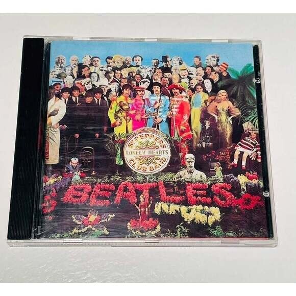 CD The Beatles - Sgt. Pepper's Lonely Hearts Club Band