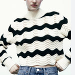 Zara Women's Black White Zigzag Funnel Neck Cropped Sweater S Mock Neck VG