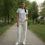 Old Navy White Cotton Boyfriend Straight Jeans Women Size 8 27" Inseam EXcellent