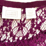 14th & Union Women’s Purple Lace Blouse Floral Bow Back Short Sleeve Large NWT